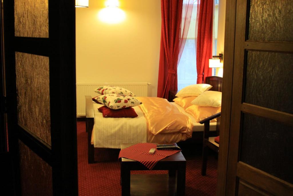 Hotel Polak Zamość Rom bilde
